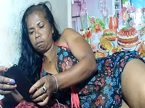 Snapshot of Hyncam chatting on 8, 3, 2025 Hyncam online show from 8, 3, 2025