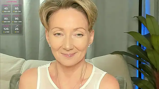 AkexandraFix online show from 3, 3, 2026