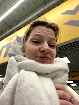 MaryHiggins online show from 30, 11, 2025