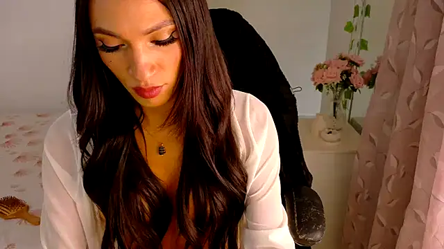 Snapshot of Ariana_girlhots chatting on 17, 4, 2026 Ariana girlhots online show from 17, 4, 2026