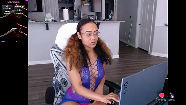 RylHoneyy online show from 23, 6, 2026