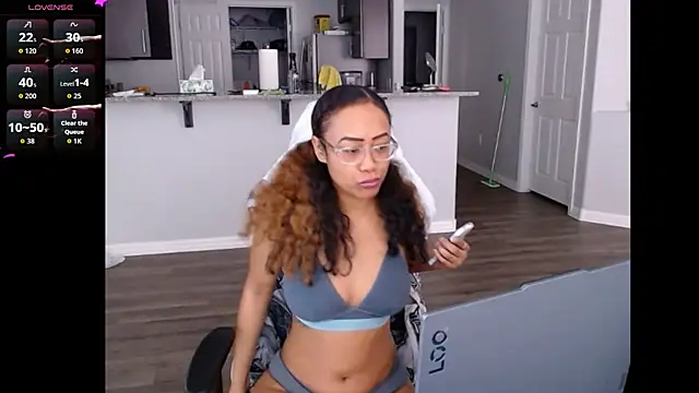 RylHoneyy online show from 25, 6, 2026