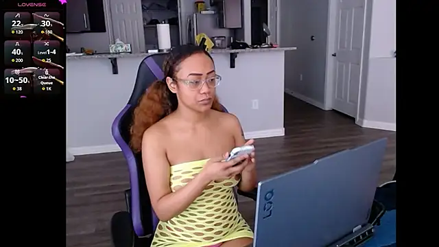 RylHoneyy online show from 2, 7, 2026