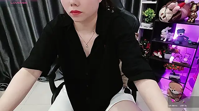 Snapshot of Yuki-yio chatting on 7, 7, 2026 Yuki-yio online show from 7, 7, 2026