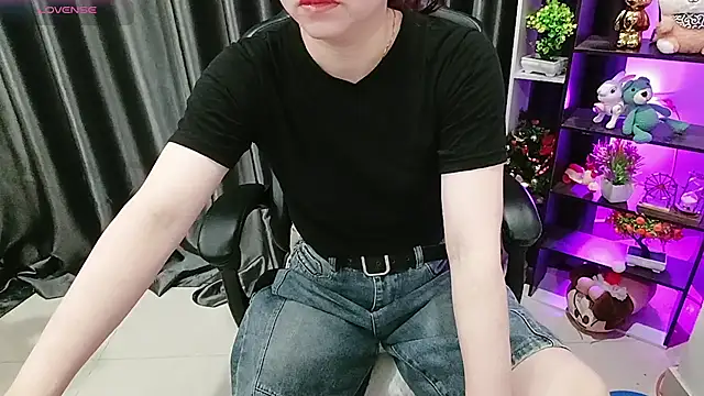 Snapshot of Yuki-yio chatting on 19, 7, 2026 Yuki-yio online show from 19, 7, 2026