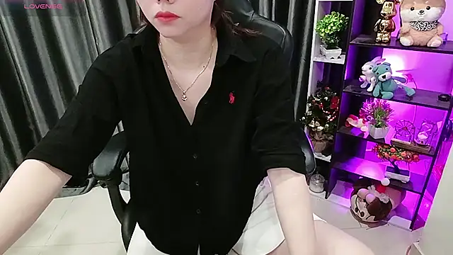 Snapshot of Yuki-yio chatting on 30, 7, 2026 Yuki-yio online show from 30, 7, 2026