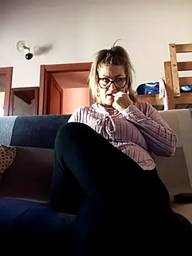 CRHYSTEL online show from 24, 10, 2025