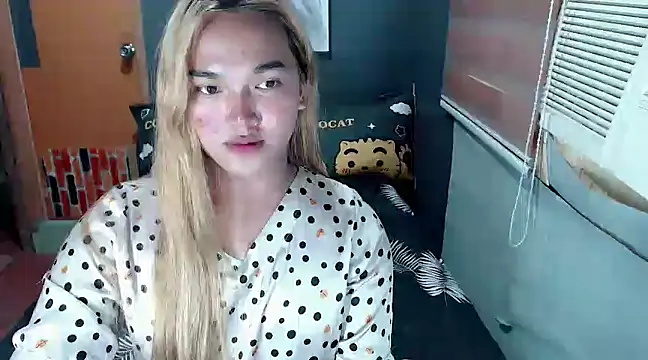 MoaningKylie online show from 23, 3, 2025