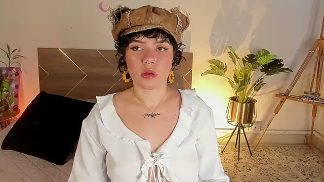 Amy art online show from 12, 6, 2026