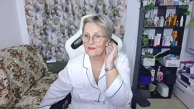 Snapshot of Selenna57 chatting on 25, 2, 2025 Selenna57 online show from 25, 2, 2025