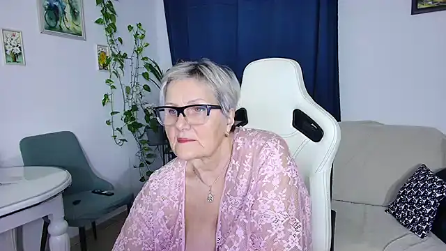 Snapshot of Selenna57 chatting on 16, 1, 2026 Selenna57 online show from 16, 1, 2026