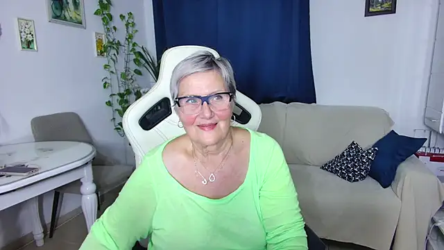 Snapshot of Selenna57 chatting on 12, 2, 2026 Selenna57 online show from 12, 2, 2026