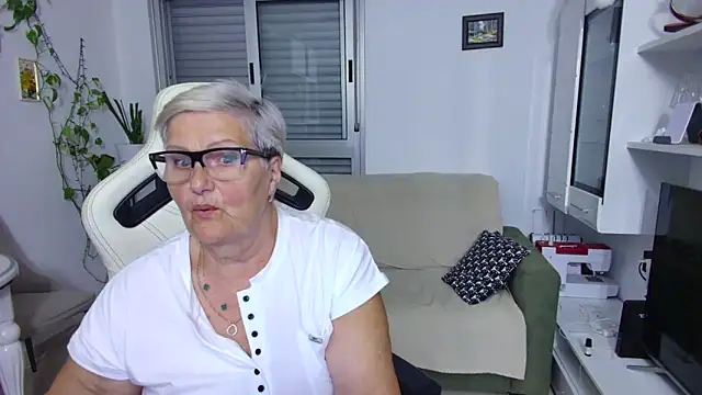 Selenna57 online show from 19, 5, 2026
