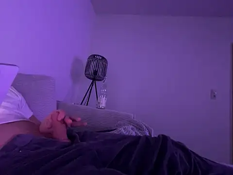 Snapshot of hot_cock- chatting on 15, 12, 2025 hot cock- online show from 15, 12, 2025