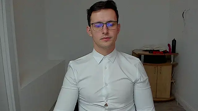 sexxymuscles4u online show from 20, 1, 2025