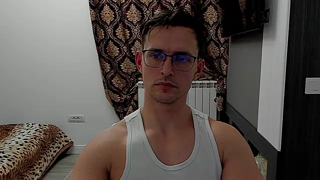 sexxymuscles4u online show from 14, 2, 2025