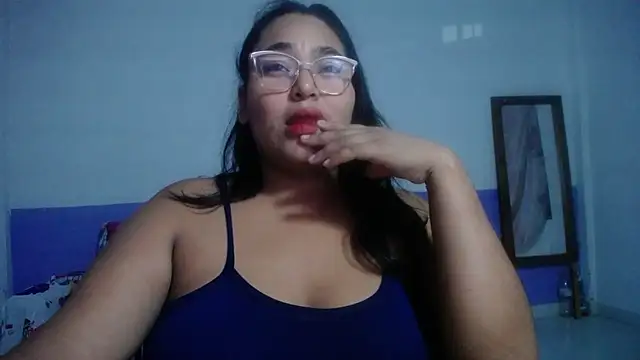 Snapshot of sirena_15 chatting on 14, 7, 2026 sirena 15 online show from 14, 7, 2026
