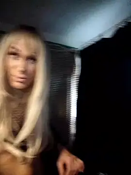 Snapshot of lilianashemale chatting on 23, 10, 2025 lilianashemale online show from 23, 10, 2025