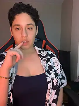 EmmaMelissa0521 online show from 27, 7, 2026