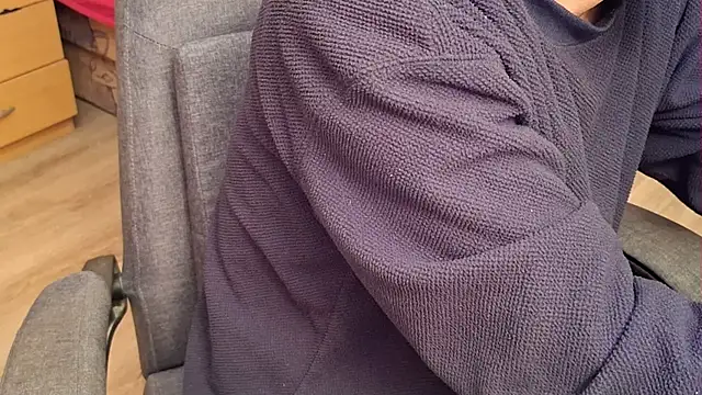 Snapshot of Danyell_K287 chatting on 17, 3, 2026 Danyell K287 online show from 17, 3, 2026