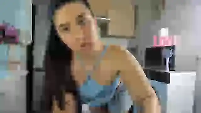 Snapshot of MiaMarrone chatting on 17, 6, 2026 MiaMarrone online show from 17, 6, 2026