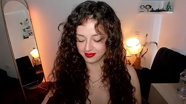 Cassandra Caiin online show from 7, 5, 2026