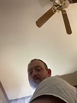 smokeymt420 online show from 19, 3, 2025