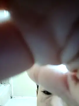 Snapshot of a0908110 chatting on 12, 4, 2026 a0908110 online show from 12, 4, 2026