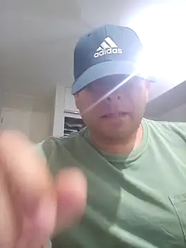 chicoguapo8 online show from 23, 2, 2025