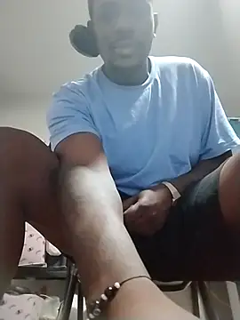 Snapshot of Makeyoucumallover chatting on 10, 11, 2025 Makeyoucumallover online show from 10, 11, 2025