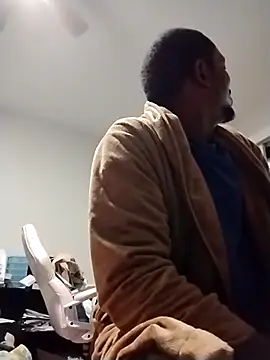 Snapshot of Makeyoucumallover chatting on 29, 11, 2025 Makeyoucumallover online show from 29, 11, 2025