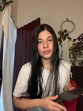 Estefani 32 online show from 30, 6, 2026