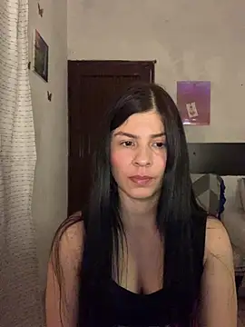 Estefani 32 online show from 17, 7, 2026