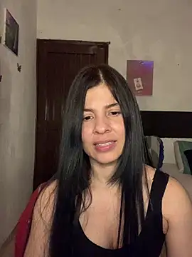 Estefani 32 online show from 18, 7, 2026