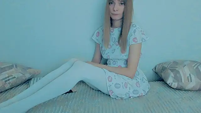 Snapshot of YourCaramel chatting on 4, 11, 2025 YourCaramel online show from 4, 11, 2025