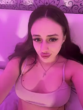 Snapshot of Lisaaan chatting on 21, 11, 2025 Lisaaan online show from 21, 11, 2025