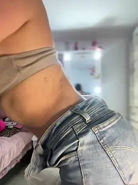 Emmily 19 online show from 22, 1, 2025