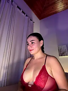 Snapshot of MeganDupont chatting on 5, 12, 2024 MeganDupont online show from 5, 12, 2024