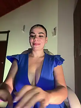 Snapshot of MeganDupont chatting on 1, 2, 2025 MeganDupont online show from 1, 2, 2025