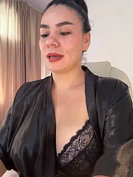 Snapshot of MeganDupont chatting on 3, 11, 2025 MeganDupont online show from 3, 11, 2025