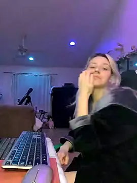 Snapshot of ScarletCallings420 chatting on 24, 1, 2025 ScarletCallings420 online show from 24, 1, 2025