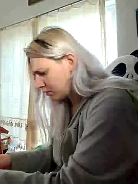 Snapshot of ScarletCallings420 chatting on 28, 1, 2025 ScarletCallings420 online show from 28, 1, 2025