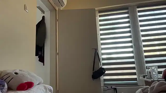 sexybooii6968 online show from 19, 10, 2025