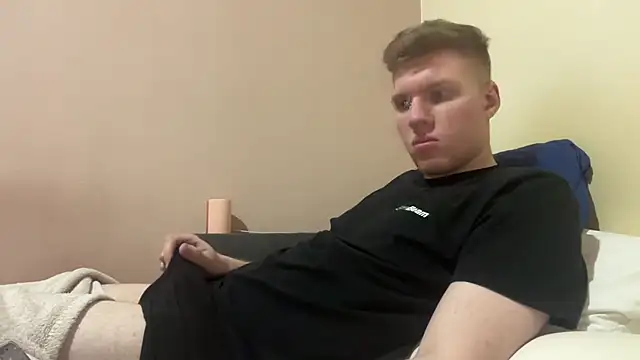 sexybooii6968 online show from 6, 4, 2026