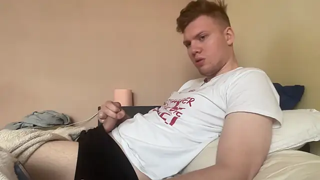 sexybooii6968 online show from 6, 5, 2026