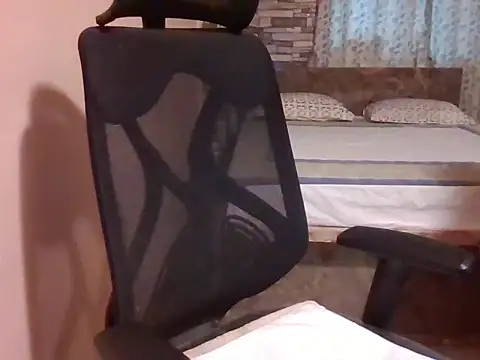 Pinky 4 online show from 16, 9, 2025