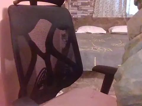 Pinky 4 online show from 20, 11, 2025