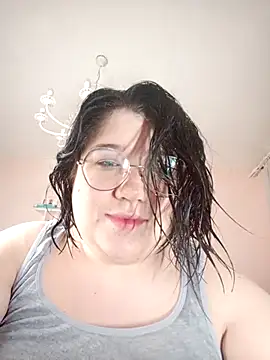 Vi-Vixen online show from 1, 3, 2025