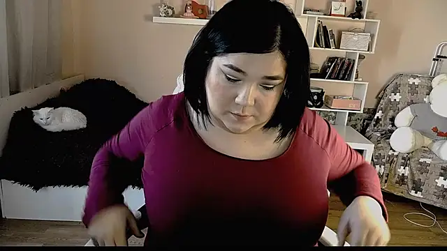 Vi-Vixen online show from 9, 3, 2025