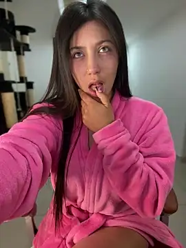 MiaJones21 online show from 20, 2, 2025